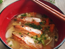 捨てないで!エビの頭でお味噌汁♪