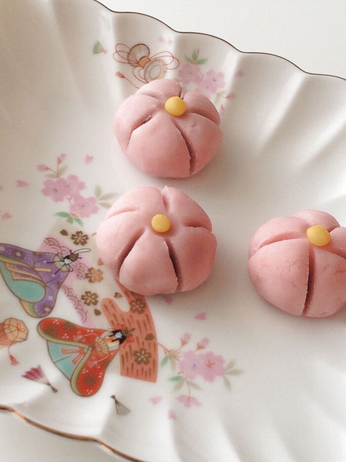 市販のあんこを丸めるだけ!?簡単手作り和菓子でひな祭り
