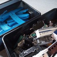 IKEAのボックスでプラレールを遊びやすく収納!