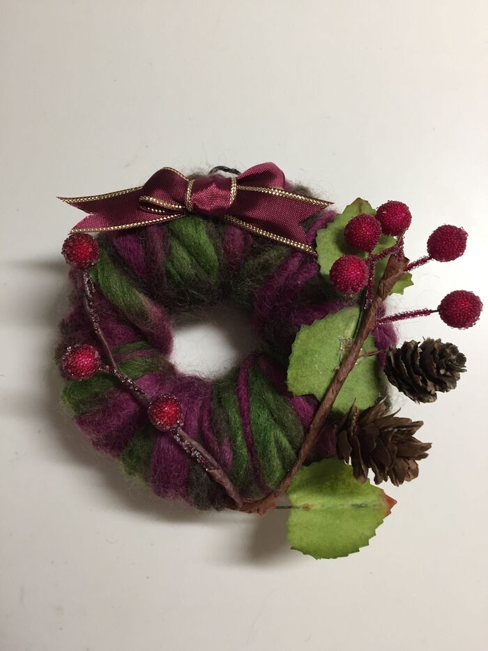 100均毛糸でリース!作り方