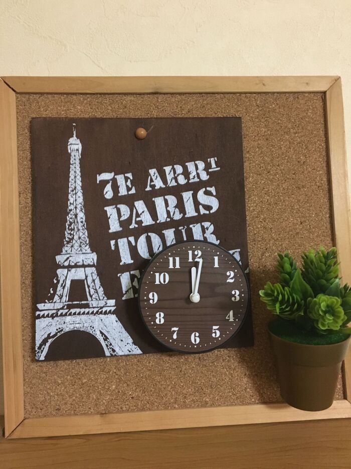 100均を貼るだけでできちゃう壁掛け時計