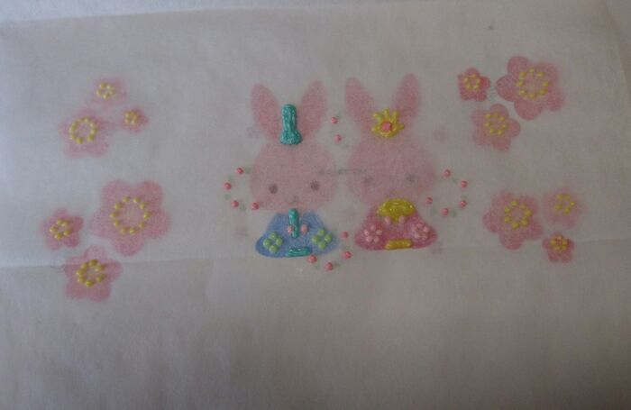 色が重なる時は、細かい方を先に書いて冷凍します。