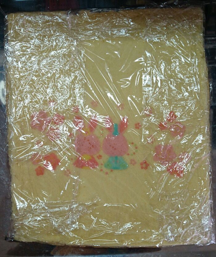 粗熱が取れたらビニール袋かラップで覆い冷蔵庫へ入れます