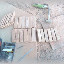 1個のレンガから5枚のスライスレンガをハンドメイド!!