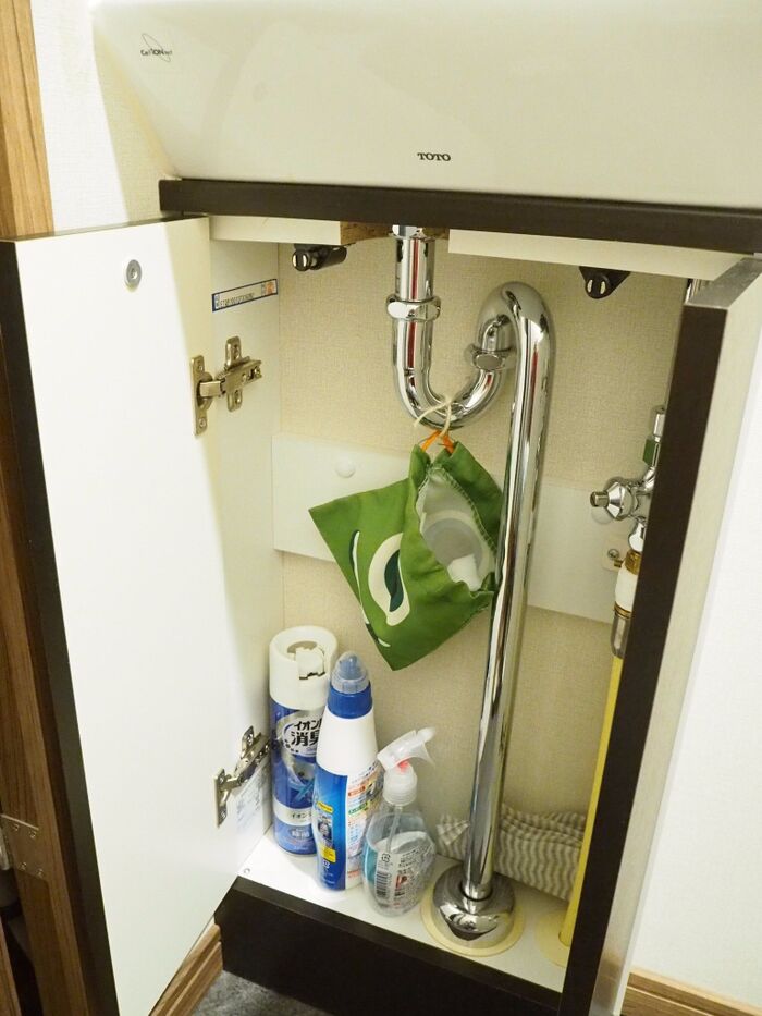 すぐ手に取れる場所に掃除グッズを置く