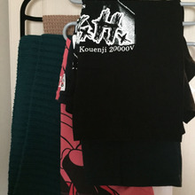 ズボンハンガーを使って、畳まない収納でシワ軽減