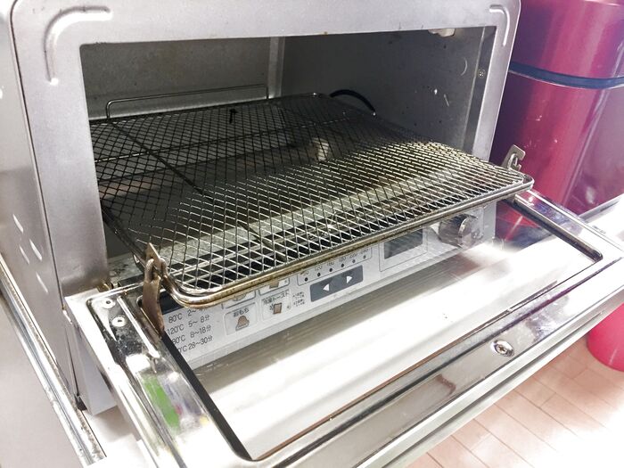 トースター掃除は泡タイプのセスキ炭酸ソーダで!