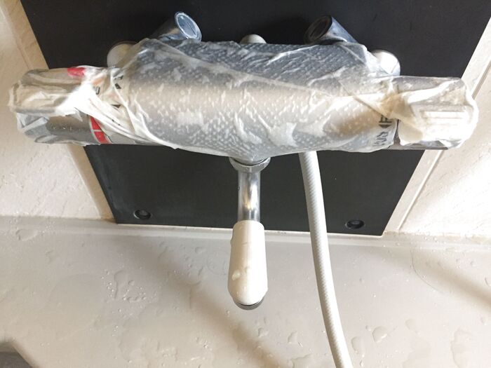 ついでに蛇口にも酢湿布を