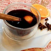 体の芯から温まる!シナモン香るスパイシーなホットワイン