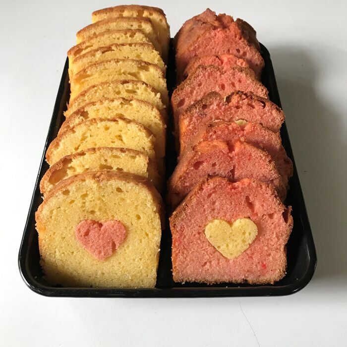 簡単で見た目もかわいい！ハートのワンポイント入りパウンドケーキ。