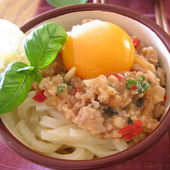 簡単!おいしいエスニック「タイのガパオ風うどん」