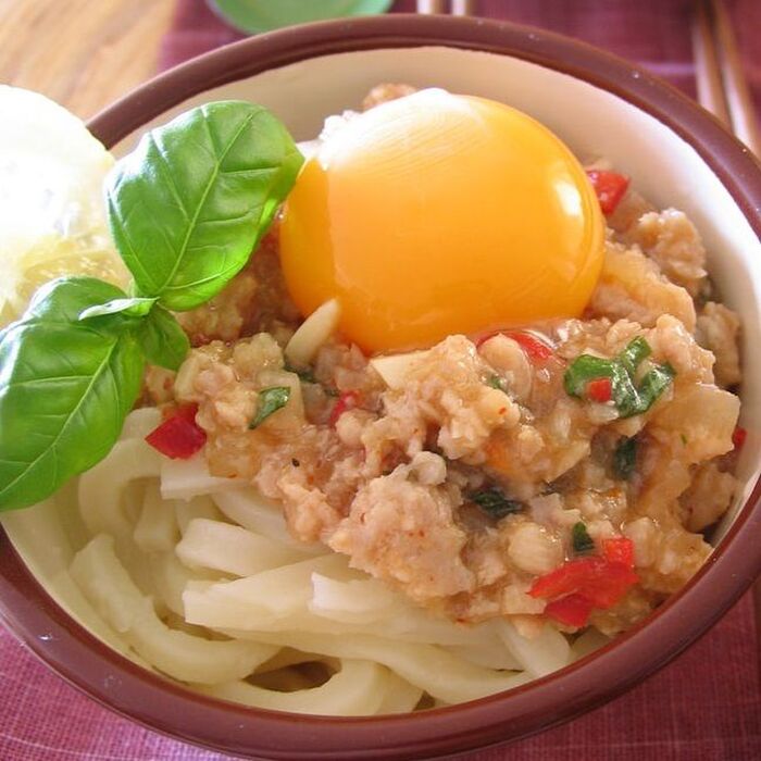 簡単!おいしいエスニック「タイのガパオ風うどん」