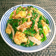 こりゃ旨いっ♡小松菜とささみの胡麻マヨラーポンサラダ