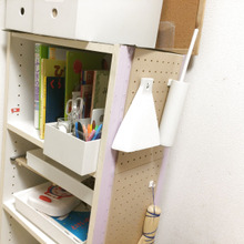 有孔板でお掃除グッズを収納★近くにあるから汚れたときにすぐ掃除