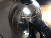 劇的改善!電器ケトルのしつこい汚れをピカピカにしたお掃除ワザ