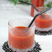 市販の野菜ジュースをほんの少しだけ飲みやすくする方法。