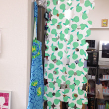 3回折って3ヶ所切るだけ!ペーパーナプキンで、キッチン目隠し♪