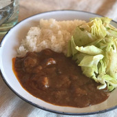 クミンオイルで炒めるから香り豊か! 春キャベツのカレー