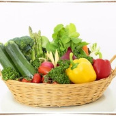 きれいな髪の毛を作るには緑黄色野菜がマスト?