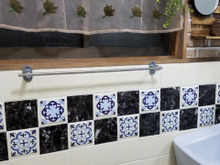 こんなの待ってた!セリアのスポンジタイルシールで5分リメイク