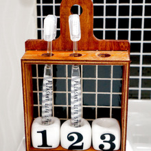 100均試験管とカッティングボードで簡単!可動式歯ブラシスタンドDIY