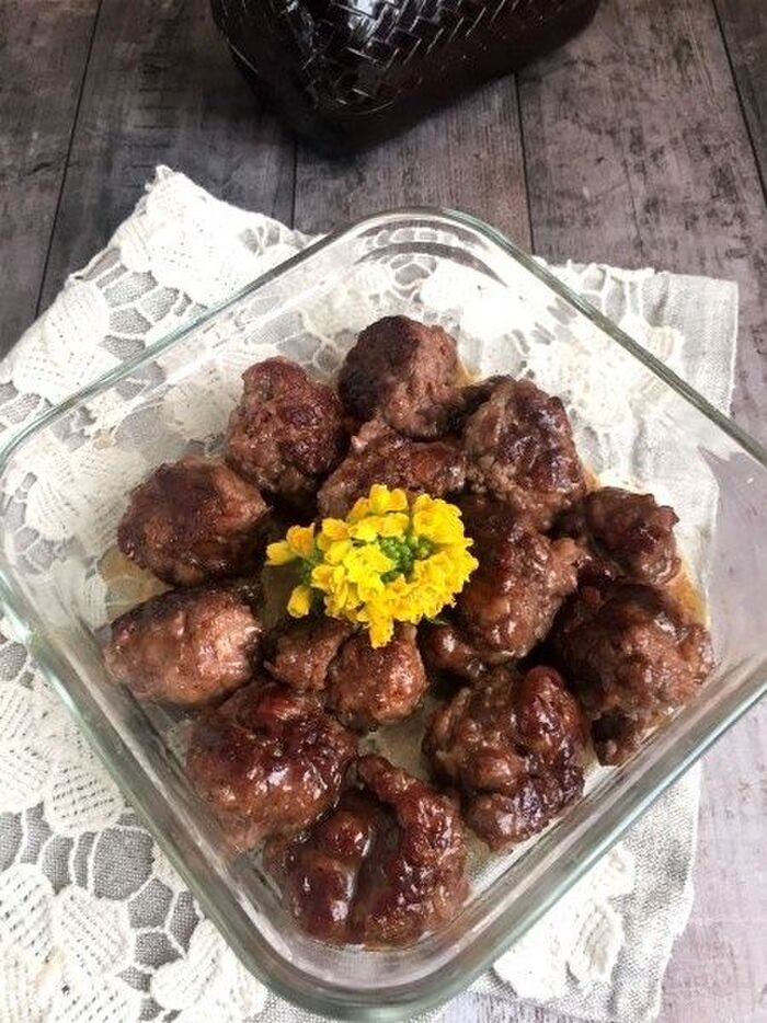 お弁当や作り置きに!牛こま肉のなんちゃって肉団子