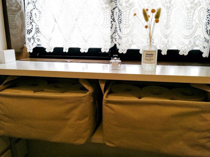 座ったままでペーパーが取れる