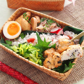 新生活応援!かんたんお弁当レシピ「海鮮寄せ揚げ串の和風弁当」