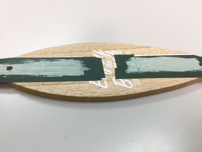 上から車と同じ色に塗る