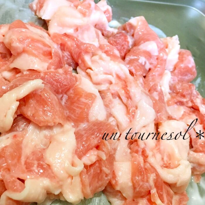 ①ヨーグルトで柔らかくジューシーに☆