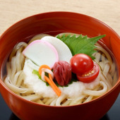朝食をとりましょう!「トマトと梅干しのとろろうどん」