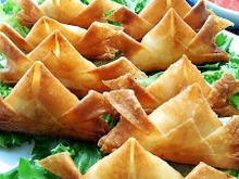 プリッとカリッと兜のエビ春巻き