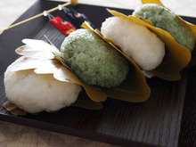 さあ、連休を楽しもう!「手作りかしわもち風」