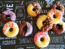 100均ドーナツ型で簡単~♡しっとり焼きドーナツ