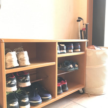 セリアの突っ張り棒で靴収納!デッドスペースを有効活用する方法