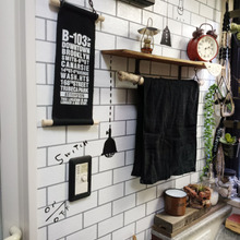 壁紙で洗面所をリメイク