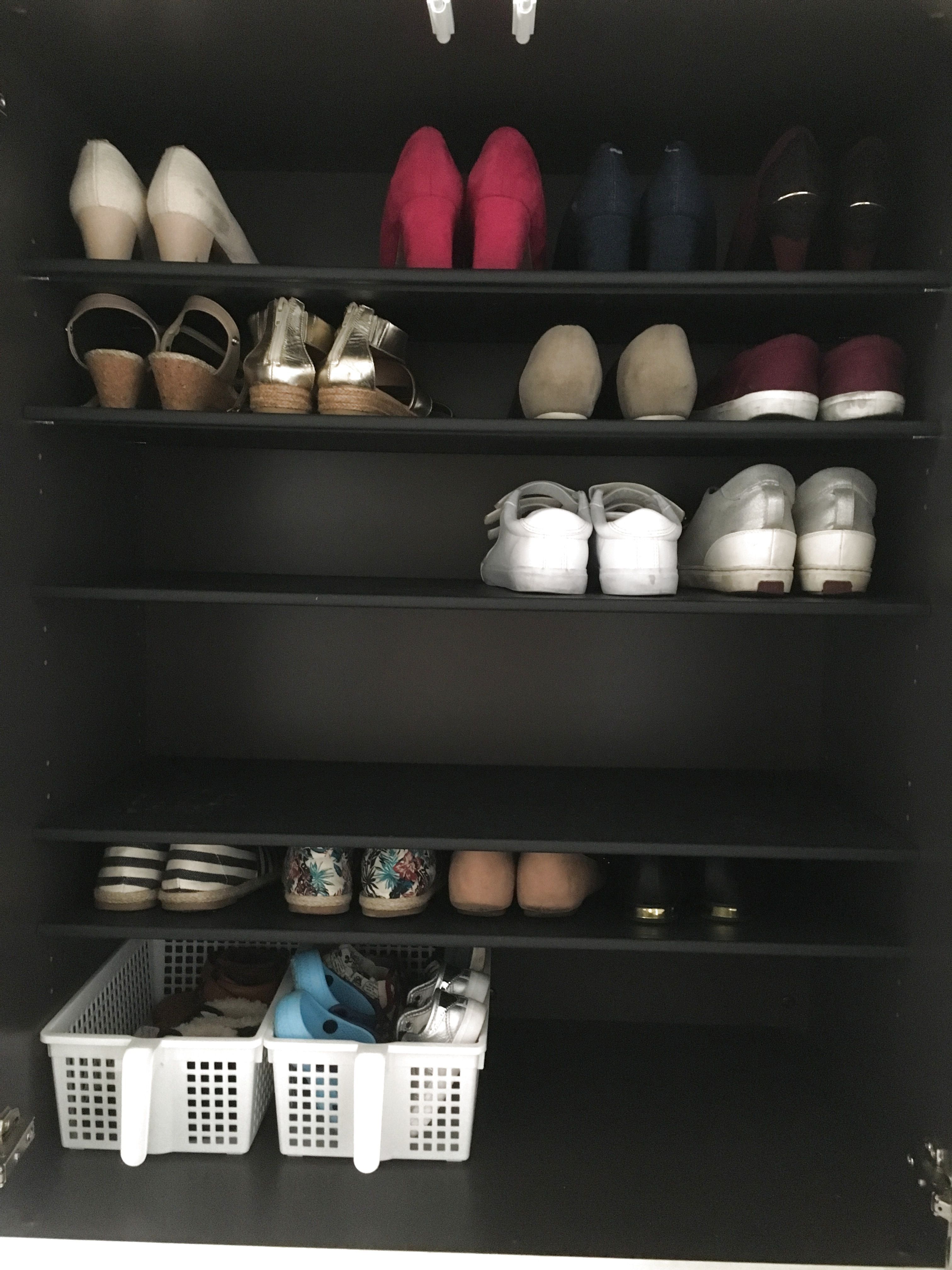 どシンプルな靴収納☆