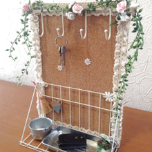 簡単DIY!玄関の鍵を見せ収納