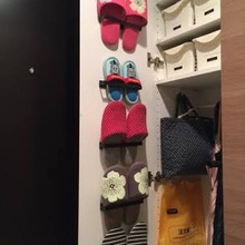 シューズボックスに意外なものを収納して空間を有効活用!