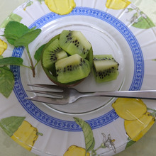 KIWIと遊ぶ・・・切り方いろいろ♪۶•*¨*•.¸¸♪۶•*¨*•.¸¸♪۶•*¨*•.¸¸♪