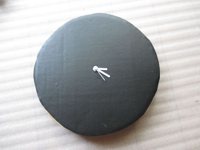 ⑥時計を取り付ける。