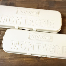 セリアで人気MONTAGNEケース