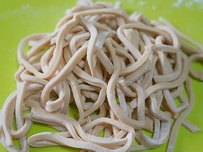 6.カット後の麺。