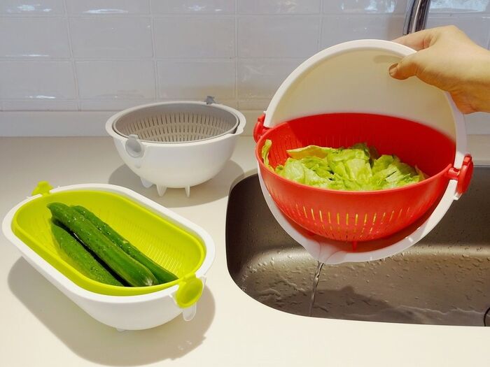 冷たい麺の水切りにもサラダ作りにも大活躍！ボウルが進化してたよ～