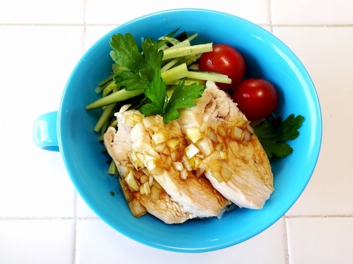 「海南チキンライス丼」
