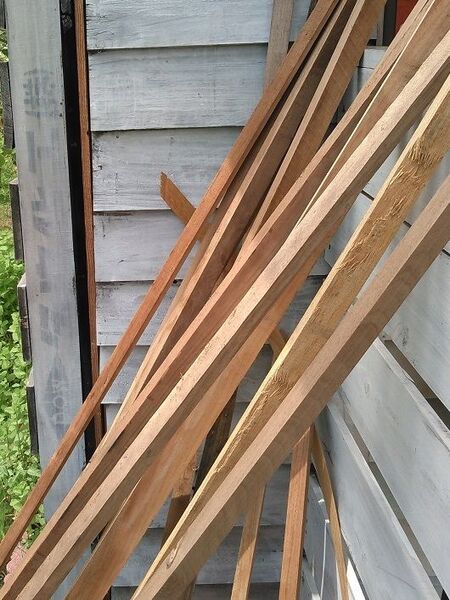 端材で木枠を作る