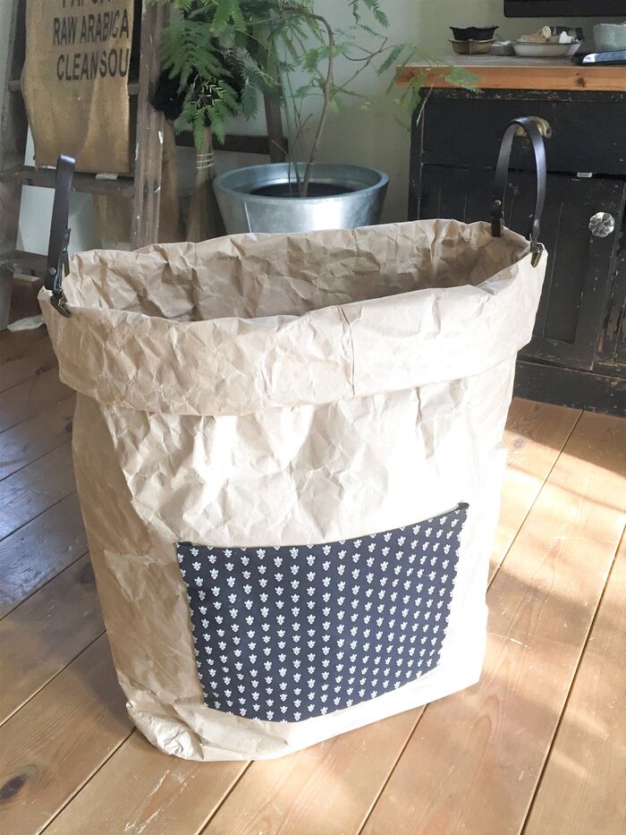 裏技&100均で!部屋の中でもできる米袋リメイクで大型ストック袋。