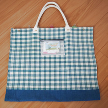 手作りクリーニング持ち出しバック!! 汚れカッターやハンガー、カードも同時収納します~