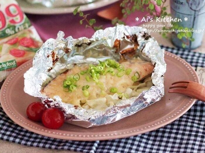濃厚たっぷりチーズで子供から大人まで人気の*味噌チーズで鮭のホイル焼き*