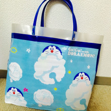 不要なプールバッグを100均レジャーシートで好きなデザインにリメイク!